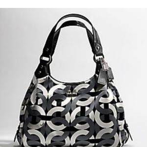 Coach Op Art Chainlink Maggie